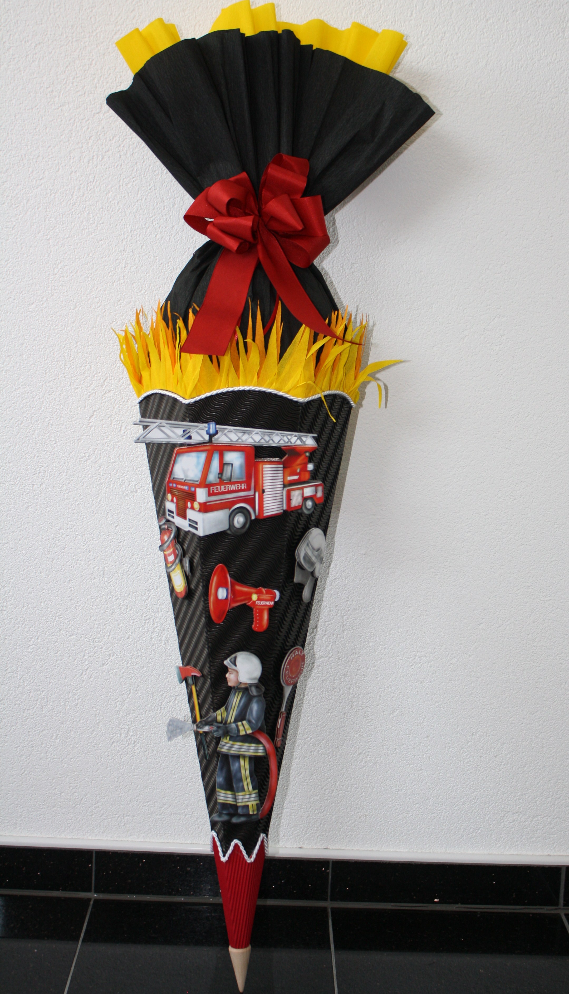 Walter Creativ - Bastelset Schultüte Feuerwehr Design 1 mit 3-D XXL